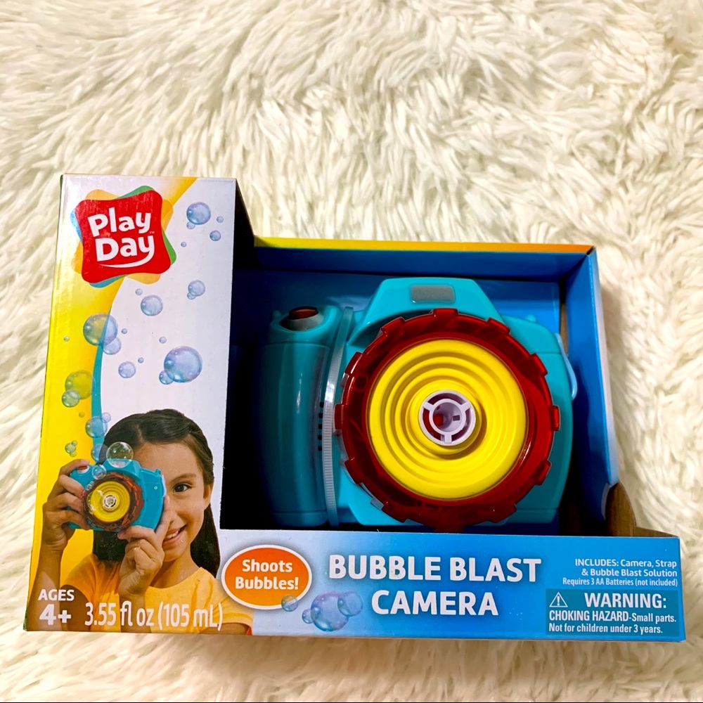 NWT Play Day Bubble Blast Camera
